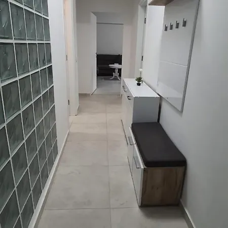 Premium Lake Boutique Solid Butoaie Apartment Mamaia