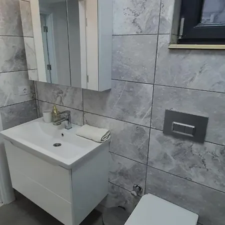 Premium Lake Boutique Solid Butoaie Apartment *