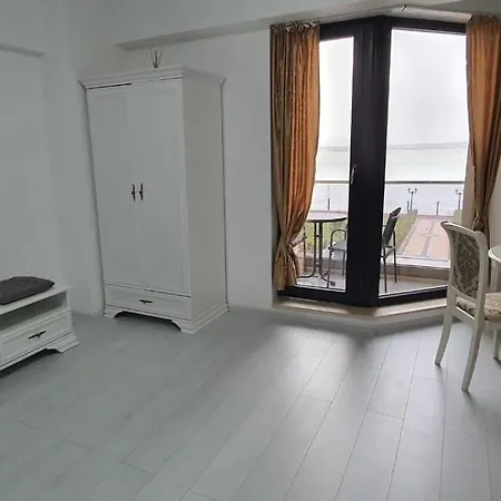 Premium Lake Boutique Solid Butoaie Apartment *